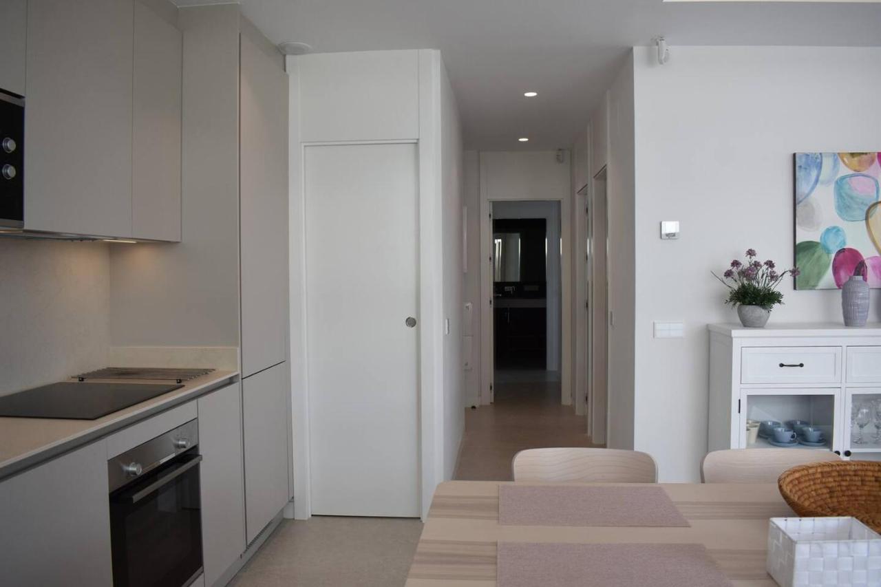 Luxury Complex Beachfront Apartment, Infinity Pool, Sauna, Gym And Large Terrace Torremolinos Exterior foto